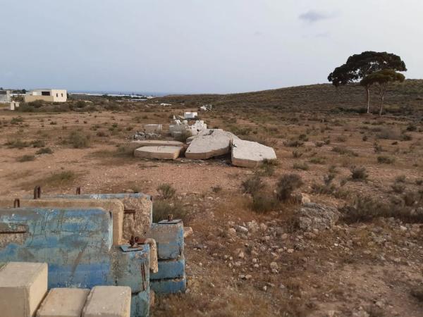 Terreno en calle Regaliz