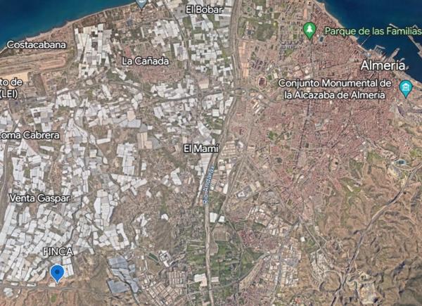 Terreno en calle Regaliz