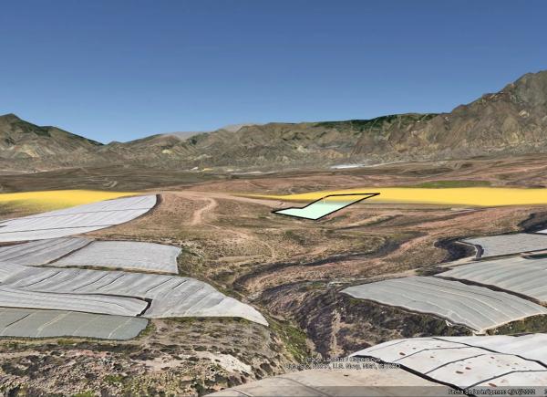 Terreno en calle Regaliz