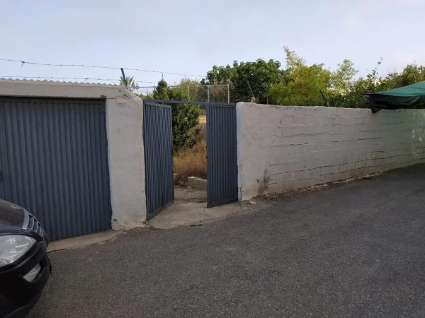 Terreno en calle Cuatro Olivos, 33 n