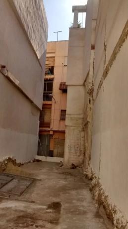 Terreno en calle Granada, 36