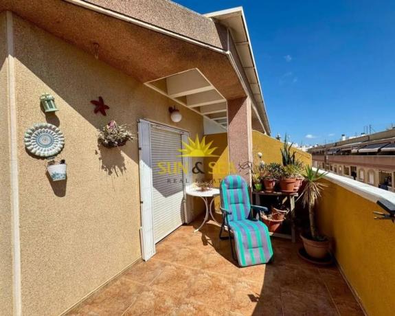 Ático en Barrio Parque de las Naciones