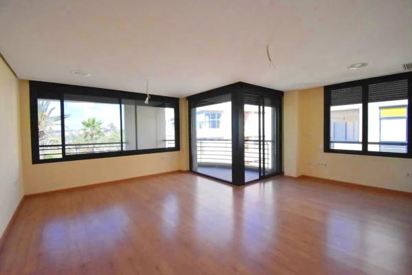 Piso en Barrio Centro - Muelle Pesquero