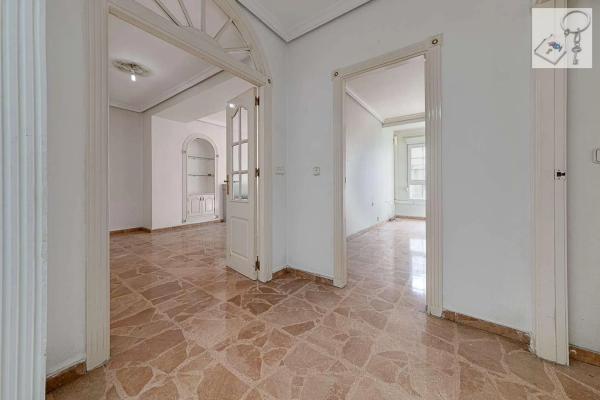 Piso en calle Ramón Gallud