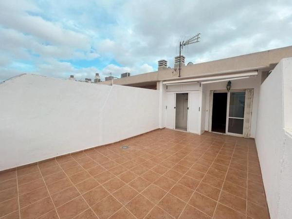 Dúplex en Barrio El Acequión