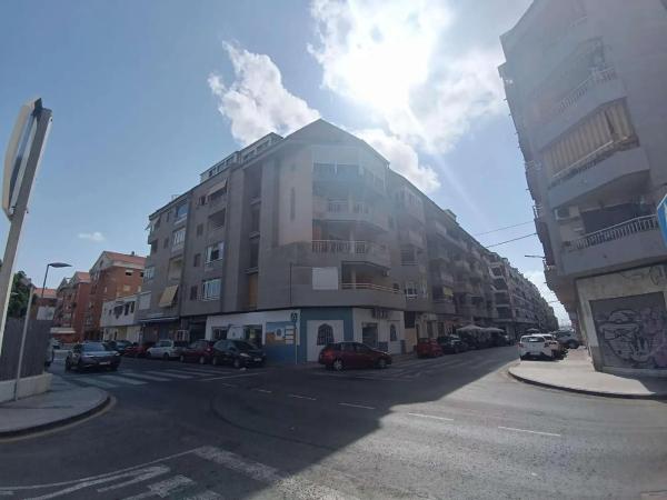 Ático en Barrio El Acequión