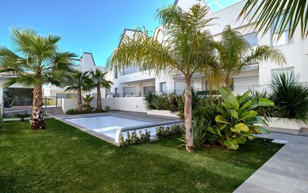 Piso en CL Maestro Quino, 230