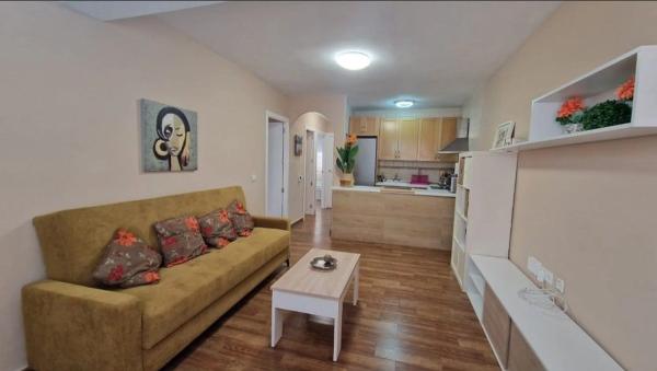 Piso en Barrio Cabo Cervera