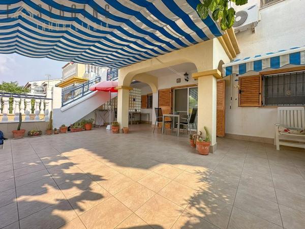 Piso en Урбанисасьон Альбентоса II