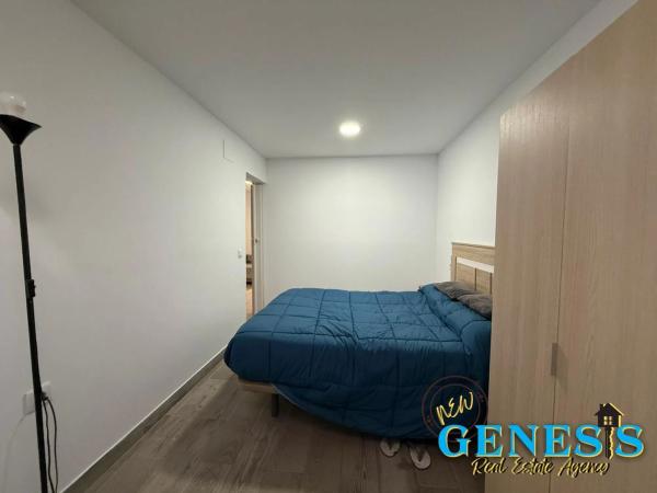 Chalet adosado en calle Saeta, 52