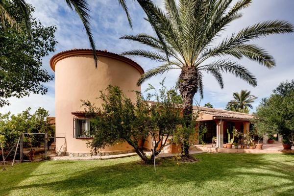 Casa independiente en calle huelma