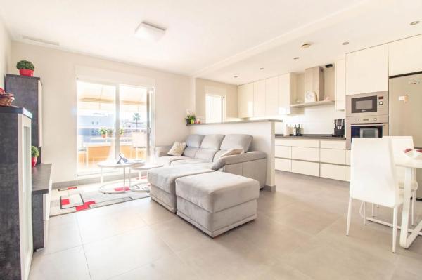 Casa independiente en calle Escorpiones, 11 b