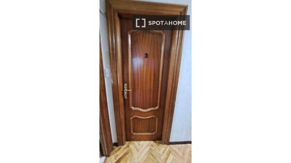Habitación en piso compartido en Valladolid