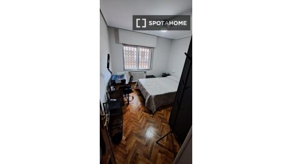 Habitación compartida, Plaza España, Valladolid