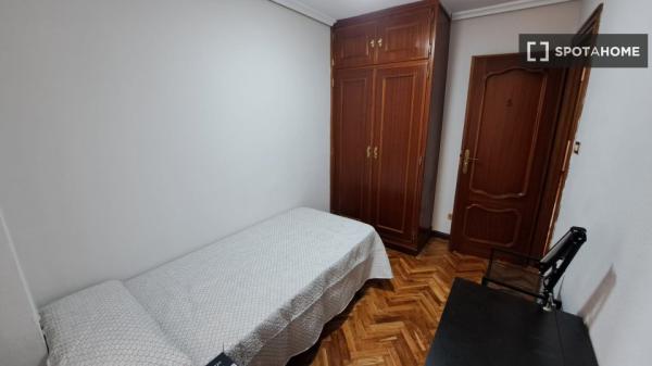 Habitación compartida, Plaza España, Valladolid