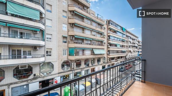 Habitación en piso compartido en alquiler, Alicante