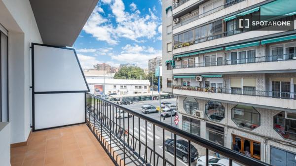 Habitación en piso compartido en alquiler, Alicante