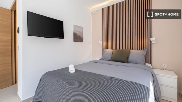 Habitación en piso compartido en alquiler en Alicante