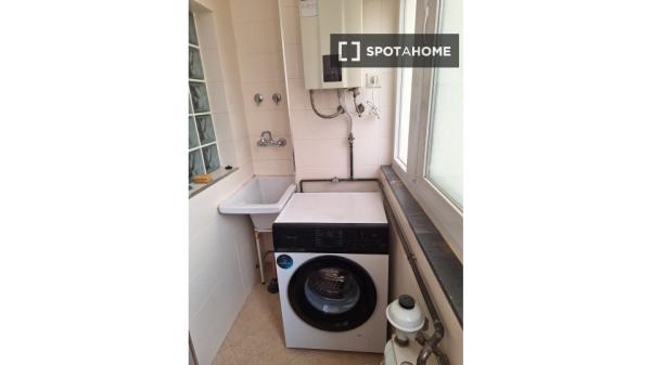 Piso en alquiler de 3 habitaciones en Plaza de Toros, Almería