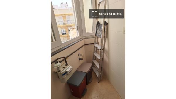 Piso en alquiler de 3 habitaciones en Plaza de Toros, Almería