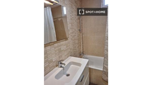 Piso en alquiler de 3 habitaciones en Plaza de Toros, Almería