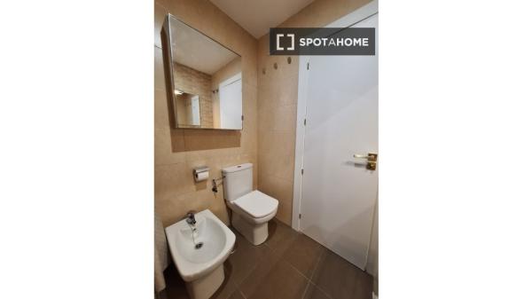 Piso en alquiler de 3 habitaciones en Plaza de Toros, Almería