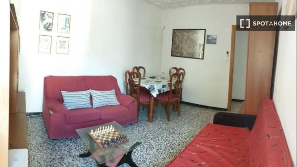 Chambre dans un appartement partagé à louer, Alicante.