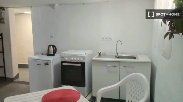 Estudio en alquiler en Torrevieja, Alicante