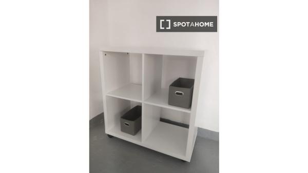 Estudio en alquiler en Torrevieja, Alicante