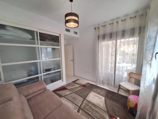 Chalet pareado en calle Alicante