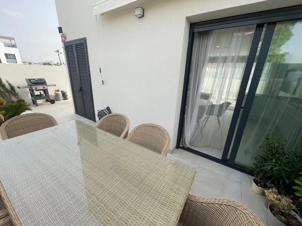 Casa independiente en calle Vicente Aleixandre