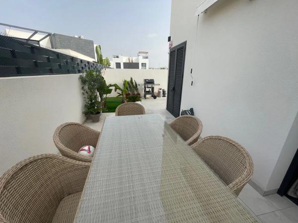 Casa independiente en calle Vicente Aleixandre