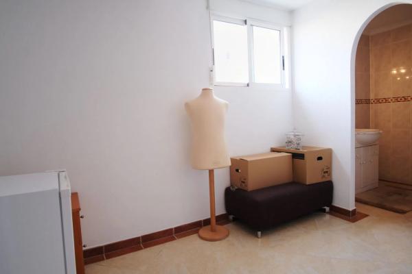 Chalet pareado en calle Pilar Miró