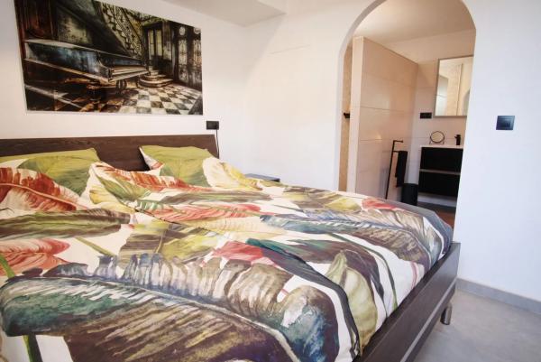 Chalet pareado en calle Pilar Miró