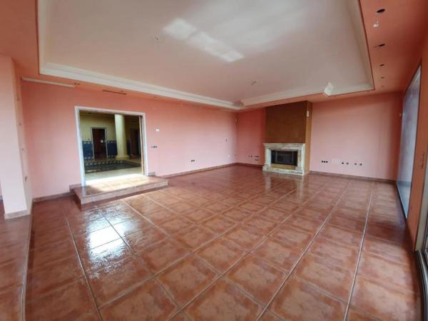 Casa independiente en calle Irlanda