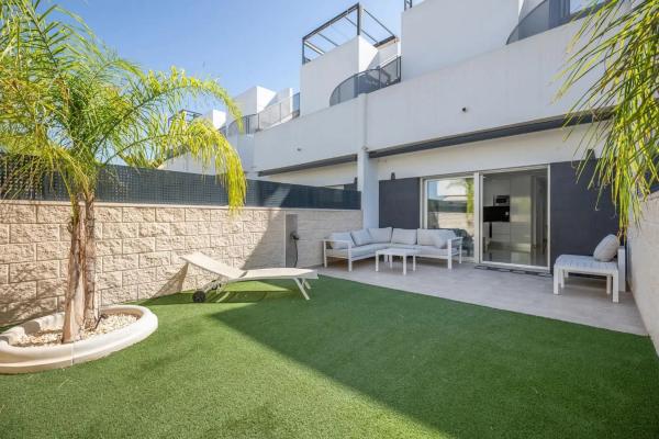 Chalet adosado en avenida de Zamora, 22