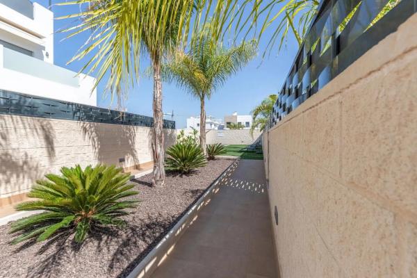 Chalet adosado en avenida de Zamora, 22