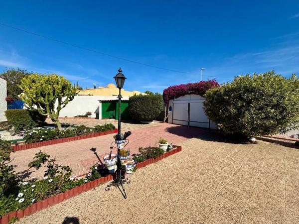 Chalet en calle Galicia, 22