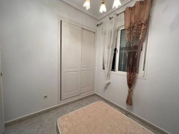 Casa independiente en calle Africa