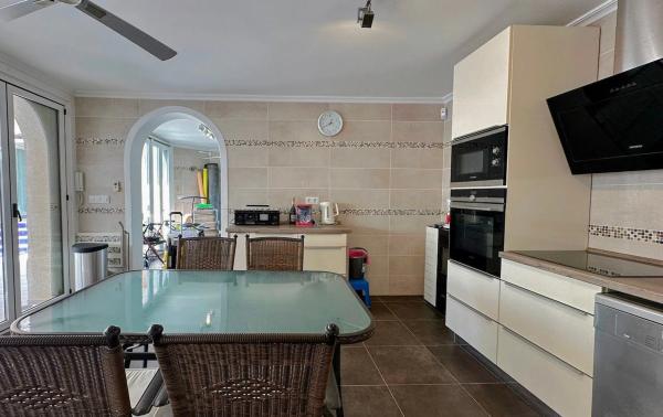 Casa independiente en calle Pintores