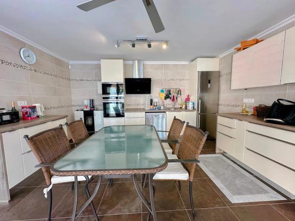 Casa independiente en calle Pintores