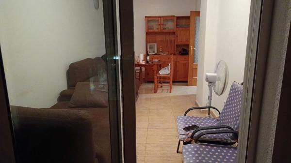 Piso en avenida Reina Sofia, 4