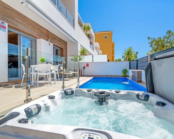 Casa independiente en calle Castilla y León s/n