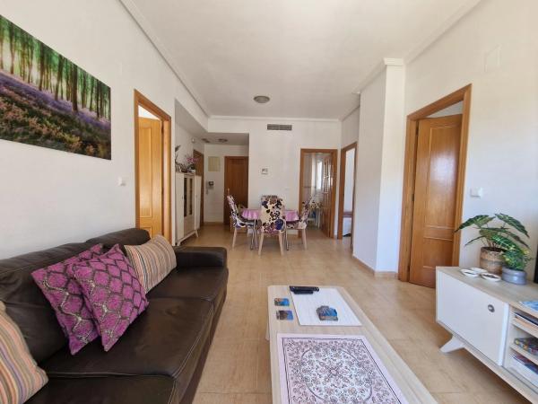 Piso en calle Celestino Verdú, 1