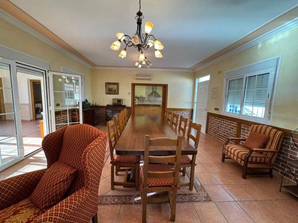 Chalet en Los Montesinos