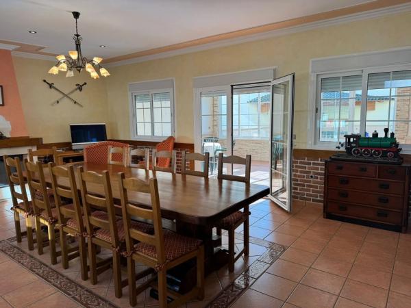 Chalet en Los Montesinos