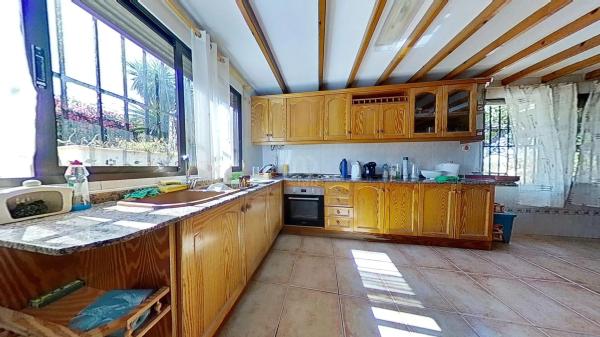 Chalet en Los Montesinos