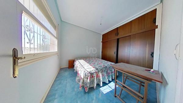 Chalet en Los Montesinos