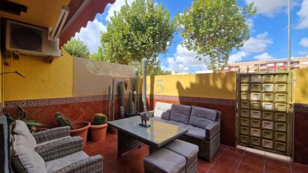 Chalet en Los Montesinos