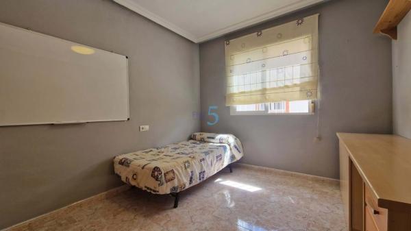 Chalet en Los Montesinos